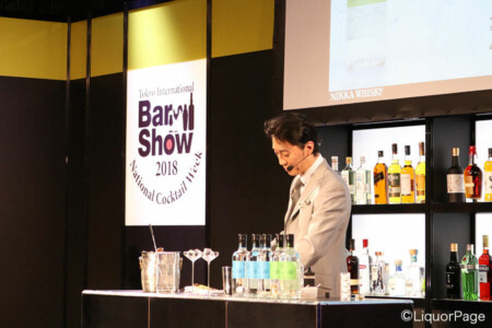 メインステージのジンセミナーにて。 日本ジン協会によるジンやジンカクテルのセミナーが行われた。