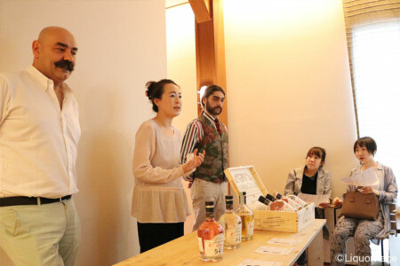 ジン アグリコロのセミナー。イタリアからオーナーとアンバサダーが来日。 セミナーフロアにて