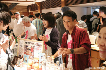 ネバーシンク スピリッツのブースにて